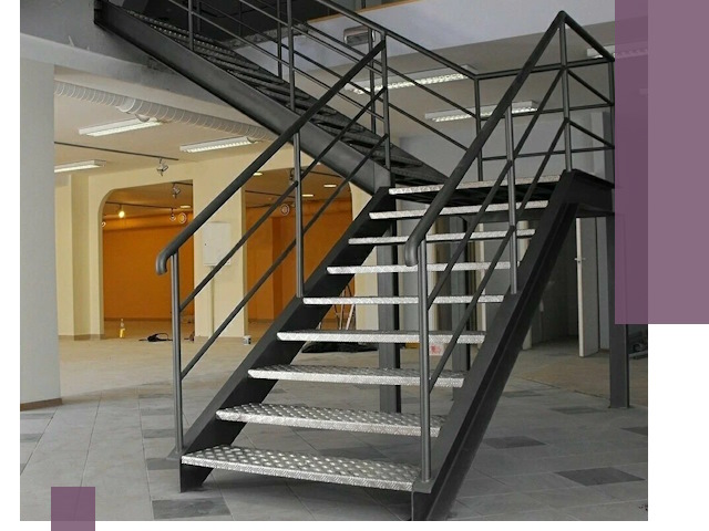 Лестницы для офиса в Чапаевске: изготовление, монтаж, демонтаж