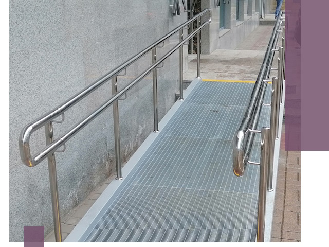 Пандусы для инвалидов в Чапаевске — изготовление и монтаж