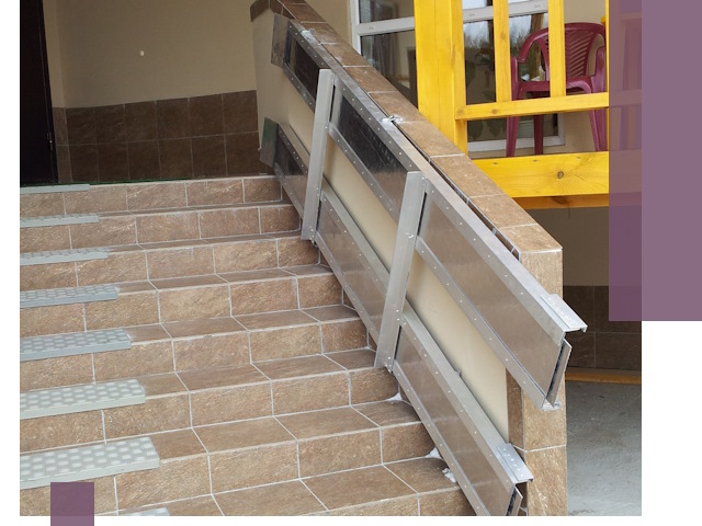 Откидные пандусы под ключ в Чапаевске — монтаж и демонтаж