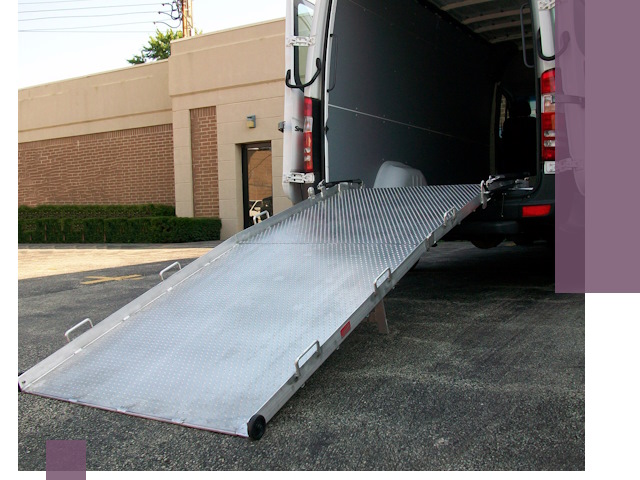 Мобильные пандусы в Чапаевске — производство, монтаж и аренда