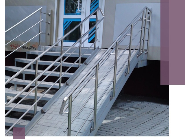 Пандус на крыльцо под ключ в Чапаевске: монтаж и изготовление