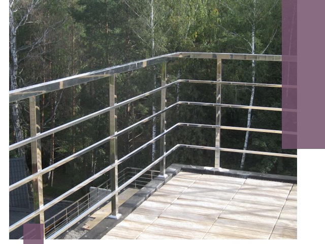 Парапеты из нержавеющей стали в Чапаевске — изготовление и монтаж